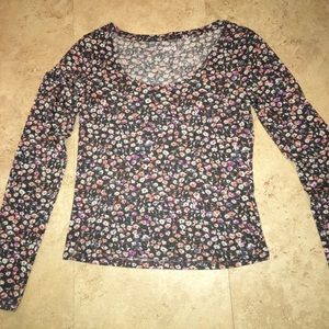 Mudd medium flower long sleeve shirt